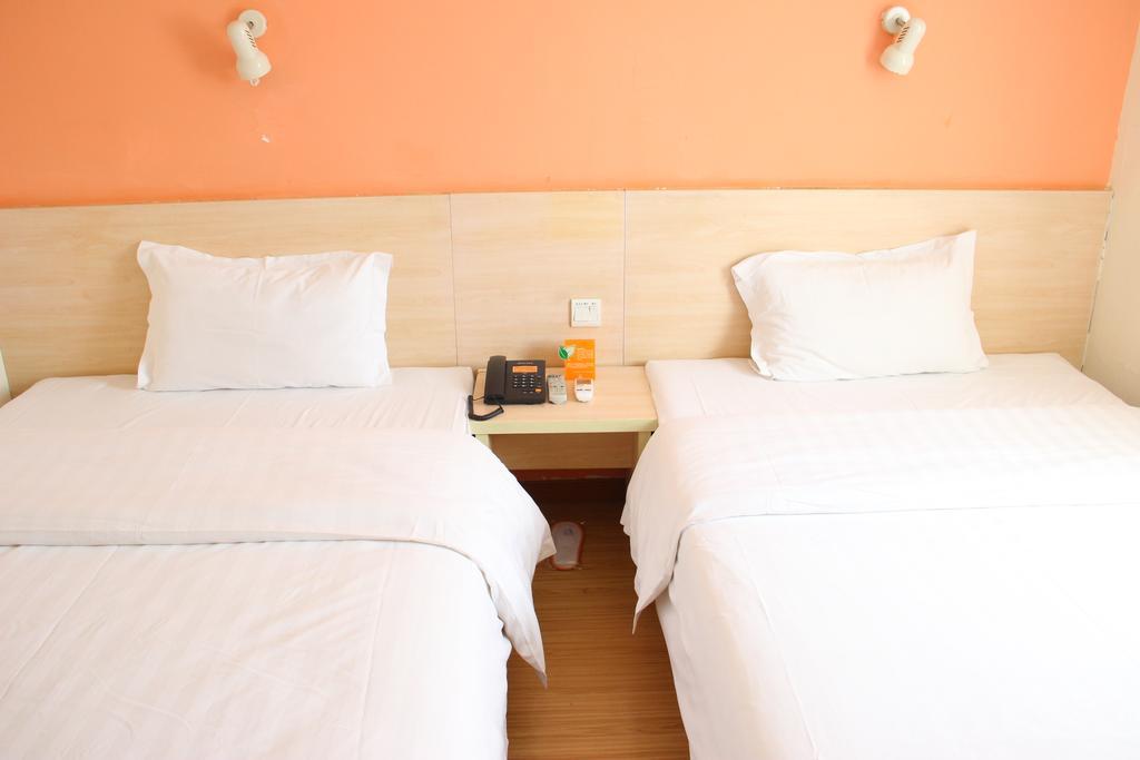 7Days Inn Beijing Liujiayao Station Esterno foto