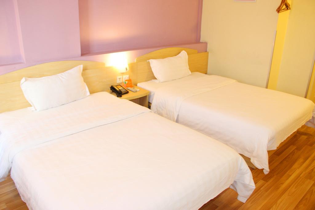 7Days Inn Beijing Liujiayao Station Esterno foto