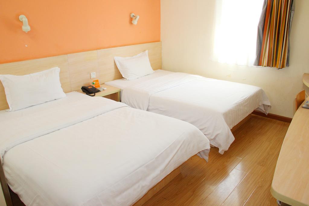7Days Inn Beijing Liujiayao Station Esterno foto
