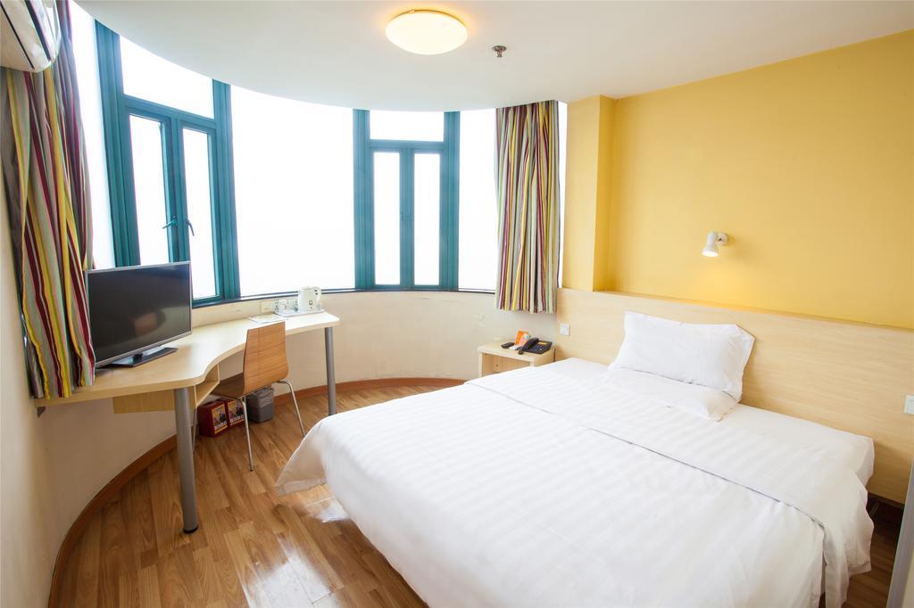 7Days Inn Beijing Liujiayao Station Esterno foto
